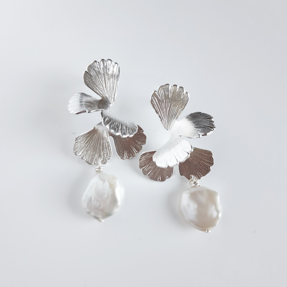 Maison Sabben Earrings UNIVERS PEARLS