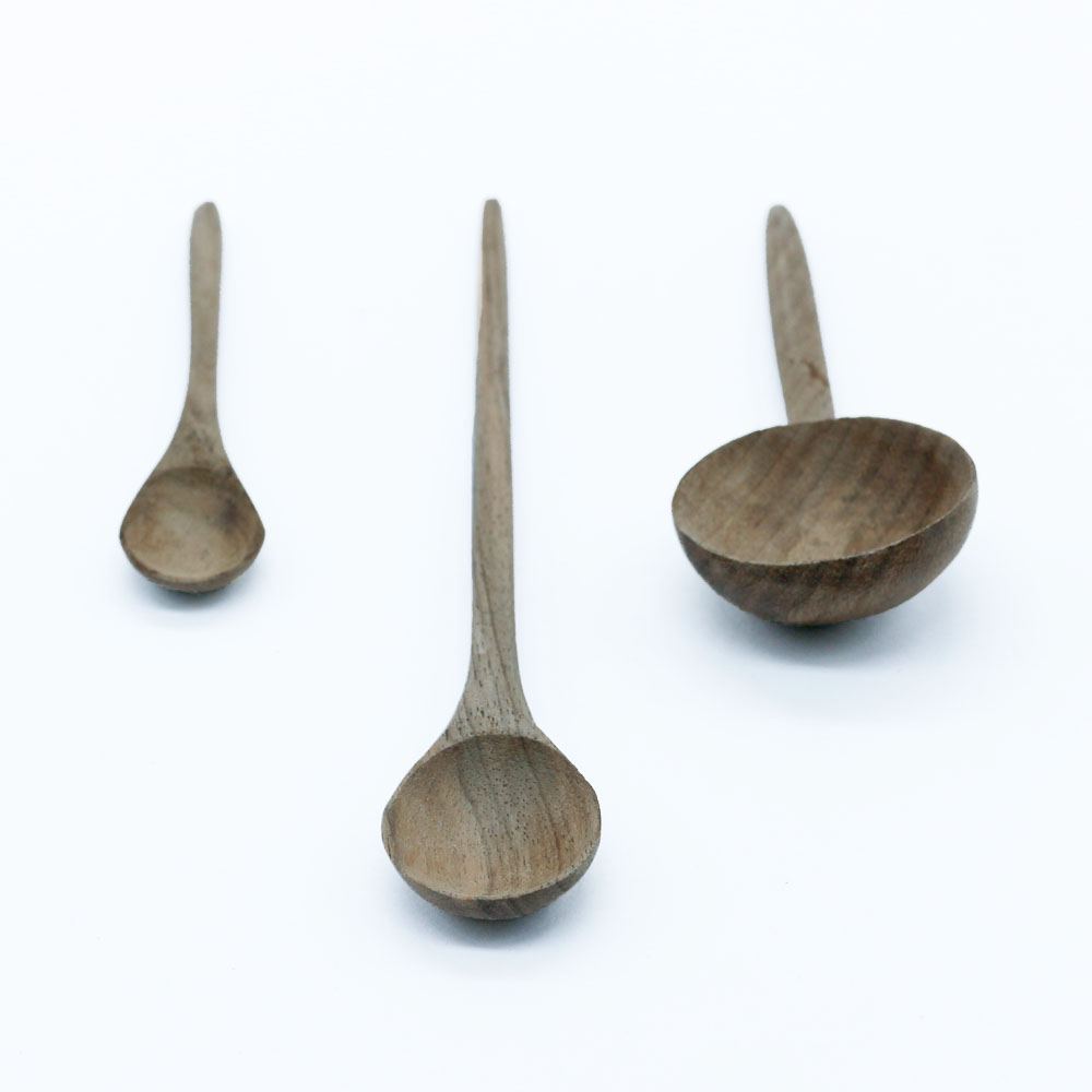 Handmade Spoons made of Walnut Wood - Set of 3