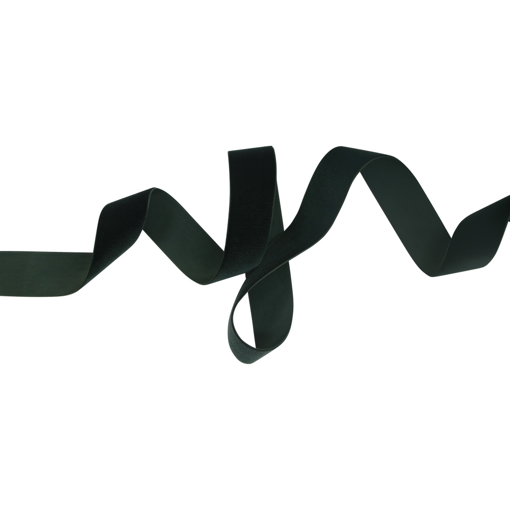 silk-and-linen-velvet-ribbon-samtband-36mm-col.926-tannengruen silk-and-linen-samtband-36mm-tannengruen